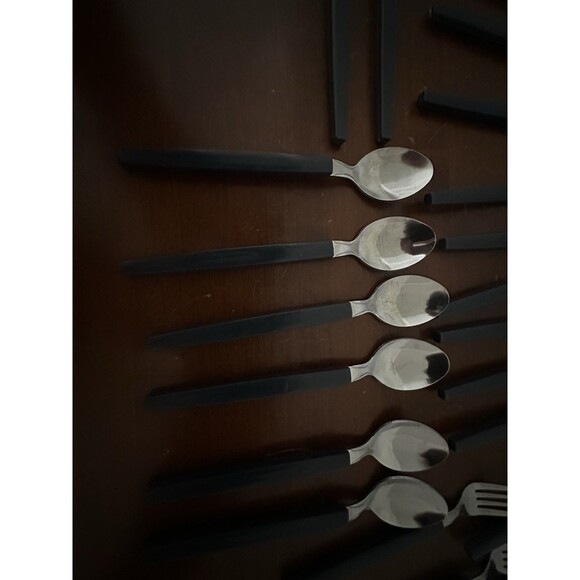 Vintage Blue Handled Stainless Steel Flatware Set 43 Pc. Service Of 6 plus extra - Picture 8 of 13